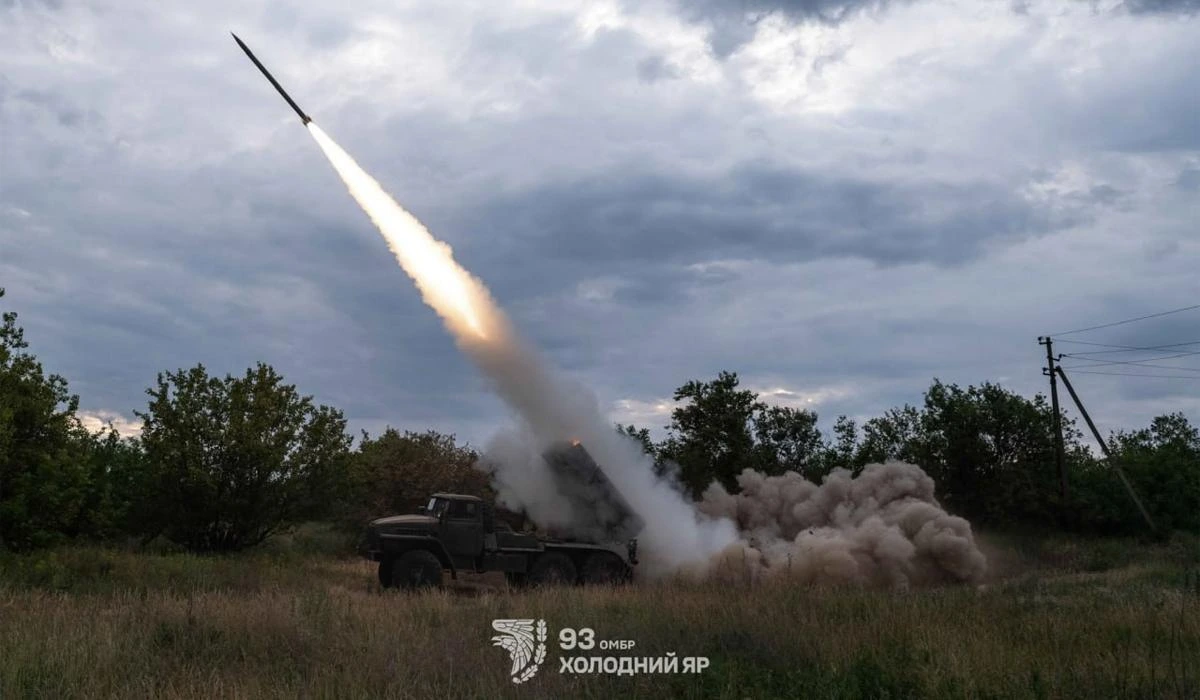 У війні в Україні відчинилося вікно для миру, але воно може зачинитися будь-якої миті, - FT