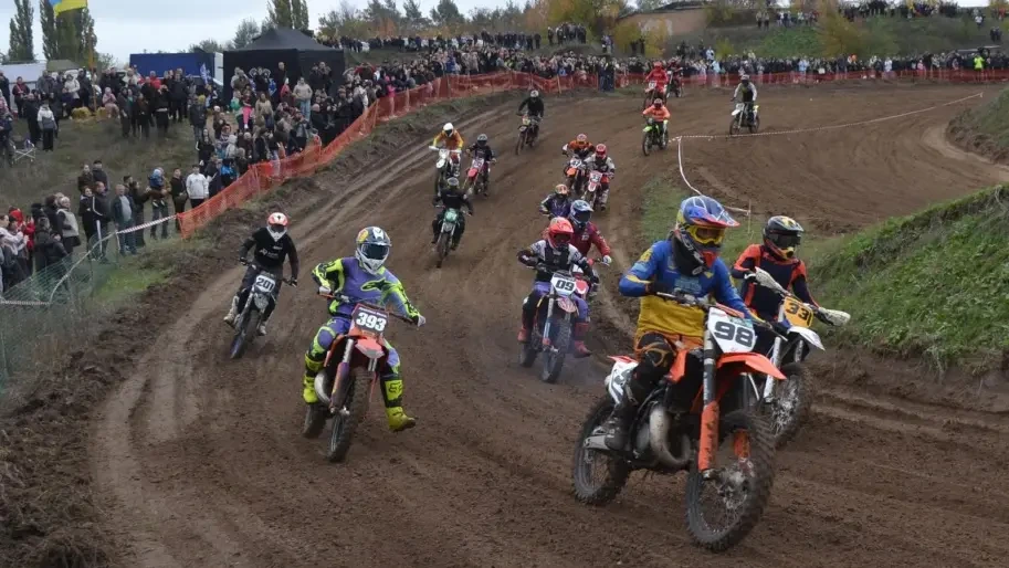 Від пам'яті про чемпіона до відродження легенди: родина Костирі повернула мотокрос на "Завадівку"