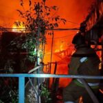 Пожежі, будинки в руїнах, є постраждалі: фото з місця удару по Миколаєву